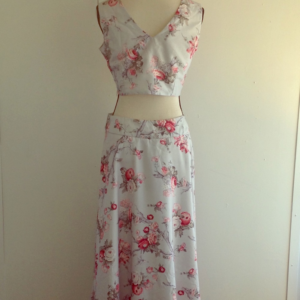 NWT 2 Piece Maxi Skirt and Crop Top - Misses